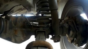 Работа передней подвески УАЗ Патриот...
