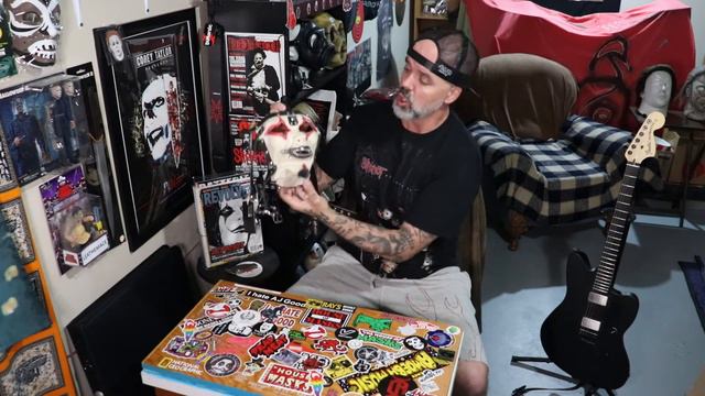 OZZFEST '99 JIM ROOT SLIPKNOT MASK UNBOXING смотреть онлайн