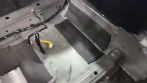 Разобрали салон Митсубиси АСХ. Сколько шумки, а разве этого достаточно? Обзор звукоизоляции