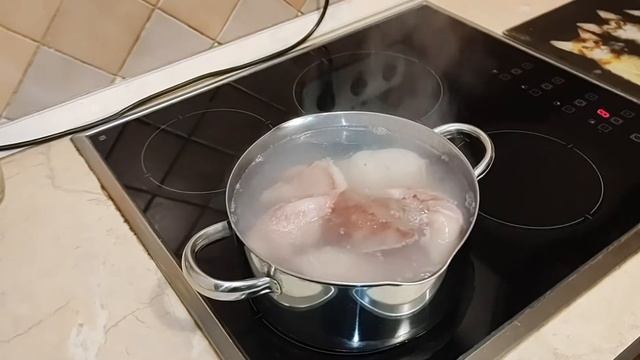 Чистим кальмара вообще без запары!!!!