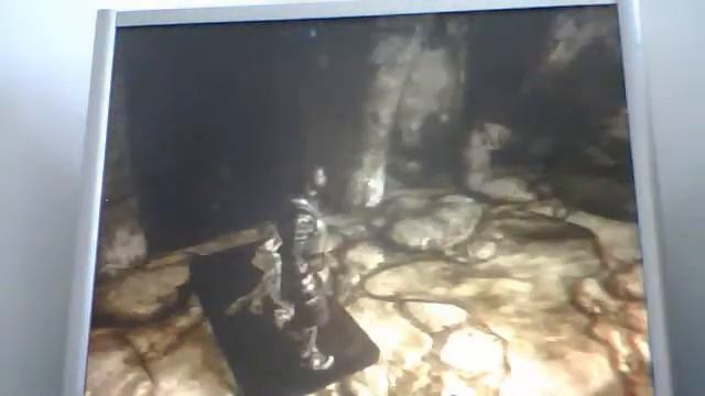 Skyrim - Glitch, Invisible Treadmill? w/Jack - Recorded With a Webcam смотреть онлайн