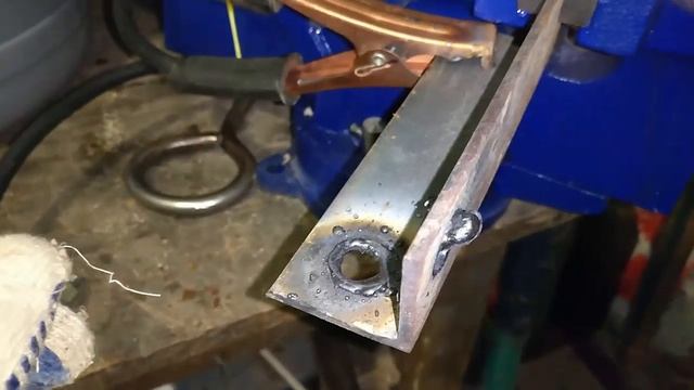 Укрепляем китайскую мебельную ножку из фольги. смотреть онлайн