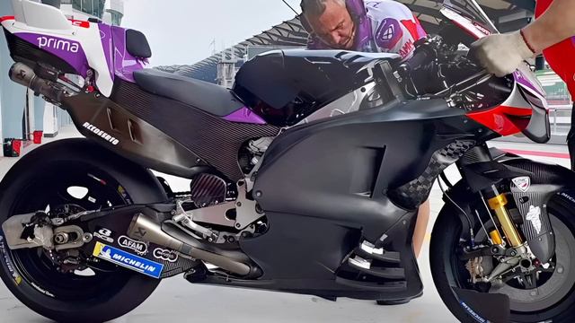 SEPANG TEST 2024 MOTOGP Martín y Acosta en TOP Marc Márquez SERIO! y Parrillas Kiel 🤔 смотреть онлайн