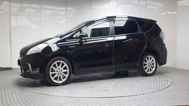 131D40618 - 2013 Toyota Prius 1.8 Hybrid Base ALPHA 7 SEATS 15,995 смотреть онлайн