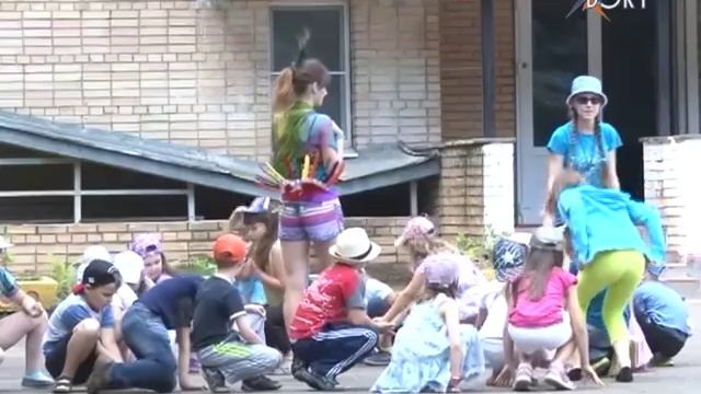 Отдохнуть и набраться сил. Как проводят время дети в лагере «Дубравушка»? смотреть онлайн