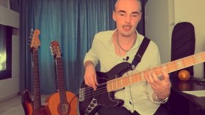 Ария - Встань, страх преодолей - Что играет на бас-гитаре в средней части Алик Грановский?