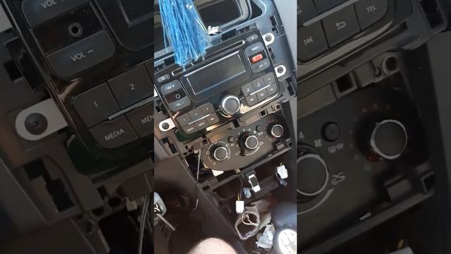 Рено логан про кондиционер.