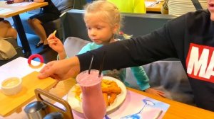 ВЛОГ. Все ПОКУПКИ  ДЛЯ Арсения. САШЕ НИЧЕГО. День Брос Шоу