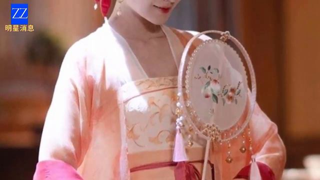 Zhao Lusi and Yang Zi have shared their selfies, Chen Zheyuan and Xiao Zhan unable to recognize the смотреть онлайн