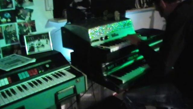 FENDER RHODES PIANO BASS + RHODES MARK 2 STAGE E-PIANO 1981 - DOORS JAM by Keyton смотреть онлайн