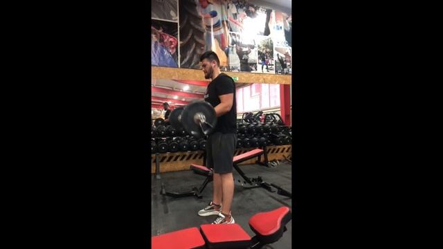 Огромные Руки! BIG BOSS ( Болшой Бицепс Начало) смотреть онлайн