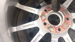 Поменял на лето колеса с R16 на R17 стало интересно сколько станет клиренс и вес колес Nissan leaf