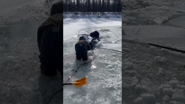 Эвакуируем тайгу из реки . #snowmobile #sledding #sakhasled #снегоход #тайга #рыбалка #экспедиция смотреть онлайн