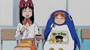 Азуманга [Azumanga] - Каста "Эй,бабка!"