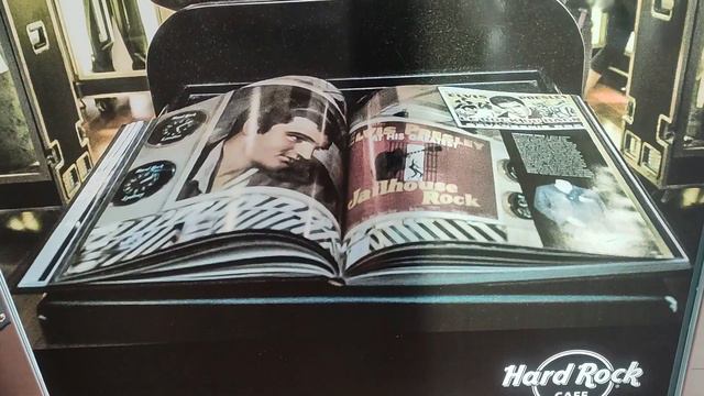 Торговый центр в Дубае. Почему все едут в Дубай? смотреть онлайн