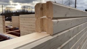 Терем строит мне Варяг 1 клееный брус+каркас