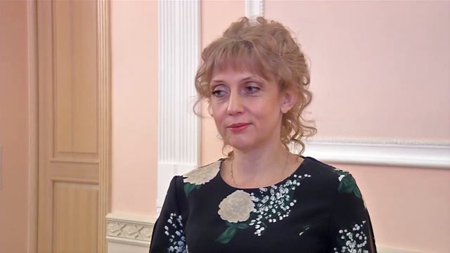 Многодетная семья 2021. Супруги из Челябинской области завоевали звание лучших родителей смотреть онлайн