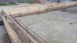 Монолитный дом: Проект 17 #10 - 1-й ряд арматуры фундамента / Элит Монолит