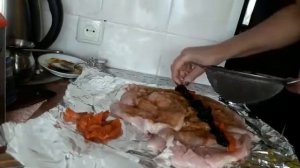 Сочный , #индейка#красив в разрезе. РУЛЕТ ИЗ ИНДЕЙКИ с черносливом и курагой.