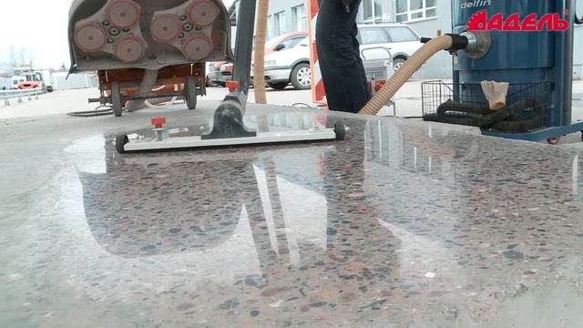 Типовой техпроцесс «Изготовление полированного бетонного пола»: 11. Полировка пластиком