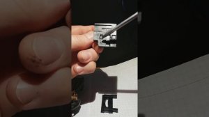 РЕМОНТ ГИТАРЫ  - МАЗДА 626. Проблема - ближний дальний свет, при переключении поворотов