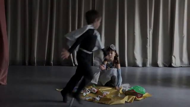 Притча "О комаре, мухе и пчеле" смотреть онлайн