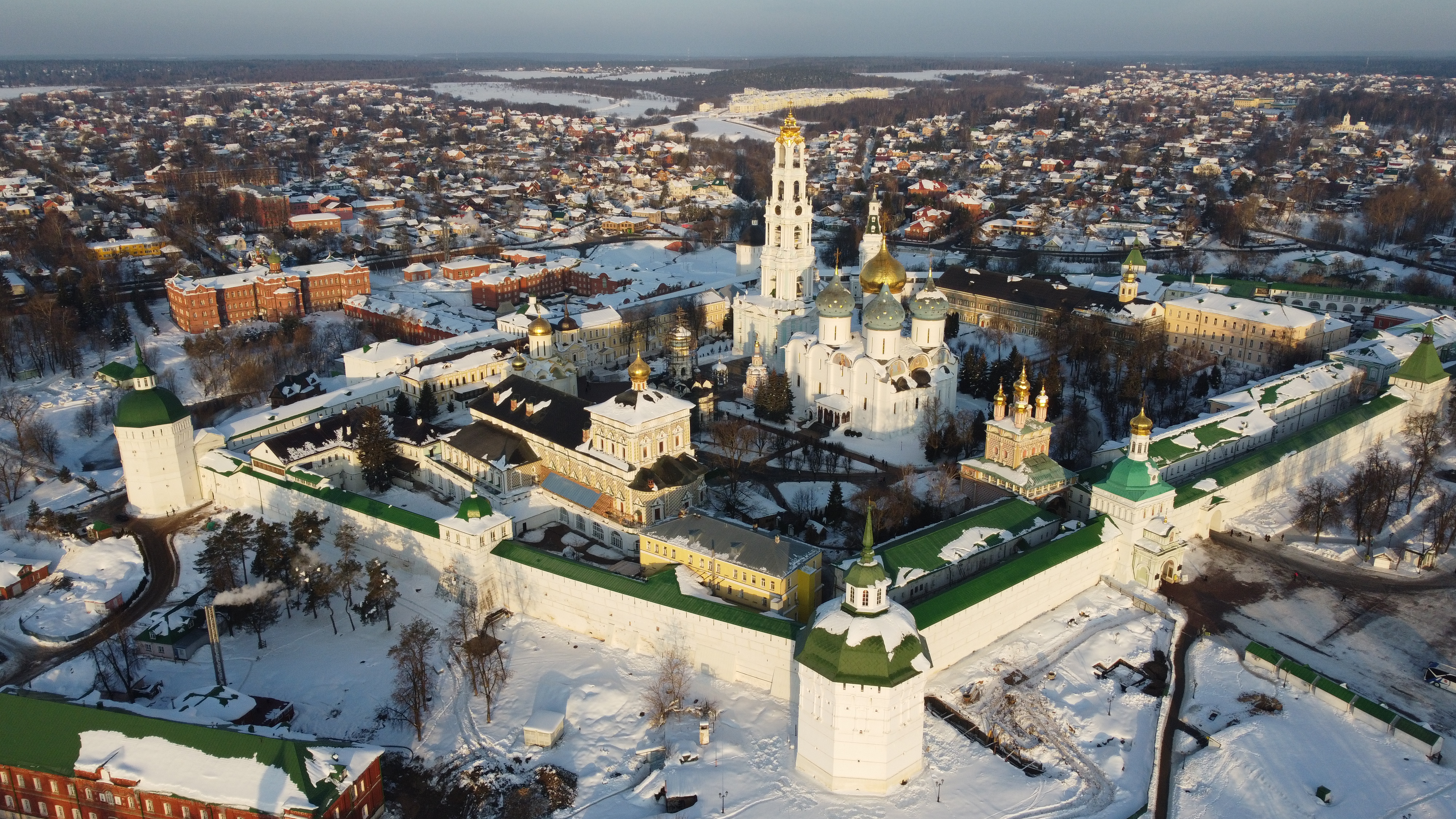 Сердце православия. Пролетая над Сергиевой Лаврой