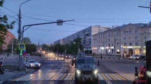 В завершение самой короткой рабочей недели года можно выдохнуть… и посмотреть от первого лица