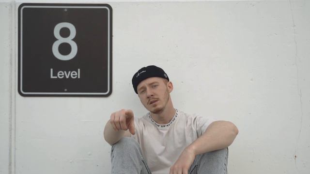 TEO - А люди забывают - Official Video смотреть онлайн