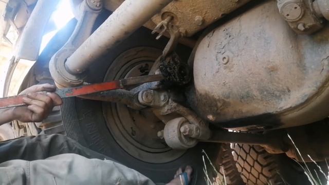 Ремонт тормазов, кулисы на Мазе 5516 смотреть онлайн