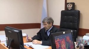 Адвокат Максимилиан Буров сутенер