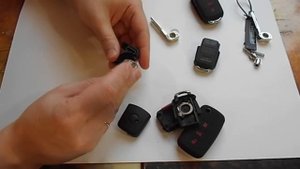 Замена корпуса выкидного ключа зажигания автомобиля  VW Tiguan