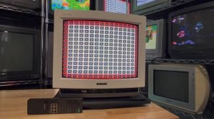 Sony Trinitron KV-13TR24 13" ✅ CRT TV RetroGaming Retrotech 1990 Comparisons at End ✅