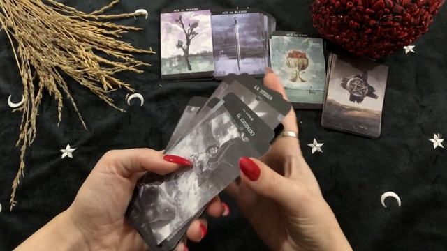 Darkness of Light Tarot | Обзор колоды | Реплика | Современные колоды Таро