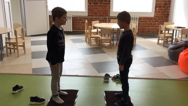 За четыре месяца до школы. Занятие 3. Как научить ребенка разрешать конфликты. смотреть онлайн