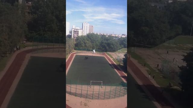 Вертолет взлетает смотреть онлайн