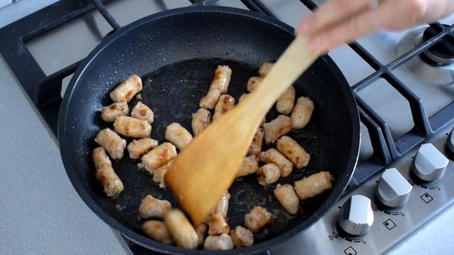 КОЛБАСКИ С ДИЖОНСКОЙ ГОРЧИЦЕЙ. СУПЕР ВКУСНЫЙ САЛАТ. смотреть онлайн