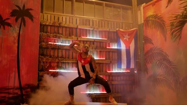 Chacal - Miami Como Te Descargo [Video Oficial] смотреть онлайн