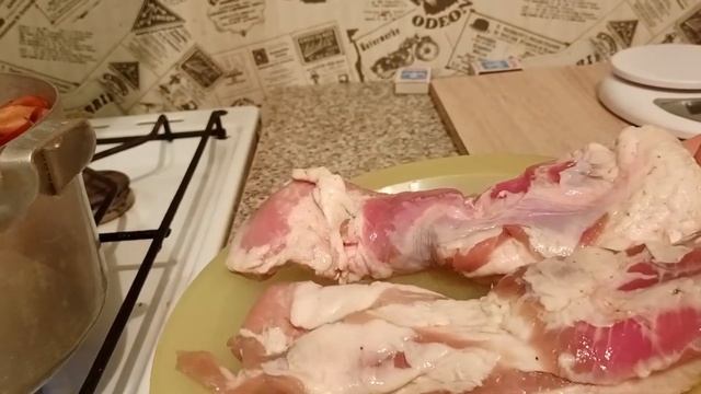 Грудинка в луковой шелухе по домашнему