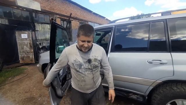 обзор бронированного LAND CRUISER 100 смотреть онлайн