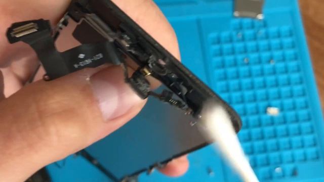 How to Get Rid of Dust Inside the iPhone SE/5S Front Camera Lens смотреть онлайн