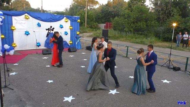 Вальс выпускников 2019. с.Лесная Поляна смотреть онлайн