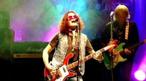 Академия бас гитары. Урок 1. Как выбрать инструмент