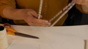 ЕЛКА СВОИМИ РУКАМИ из газетных трубочек. DIY