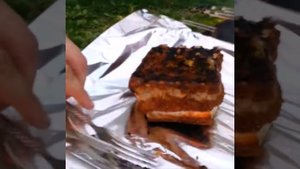 Грудинка с ребрами на углях в фольге. Очень вкусно