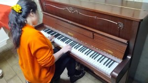 Фортепиано Ronisch