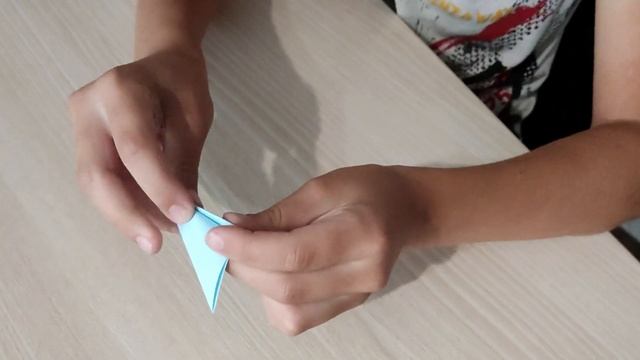 Мордочка собачки из бумаги. Легкая поделка своими руками. смотреть онлайн