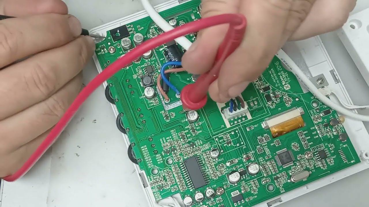 ремонт видеодомофона Skybeam RL-D043, постоянно выводит изображение, нет вызова смотреть онлайн