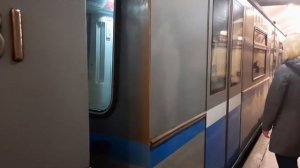 Самый первый 81-740.4/741.4(Русич с кондиционером)!! Посадки нет, станция Киевская(3)