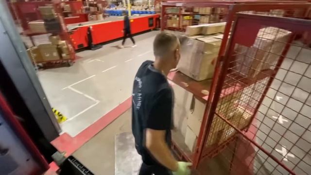 #2 Работаю грузчиком на НОВОЙ ПОЧТЕ